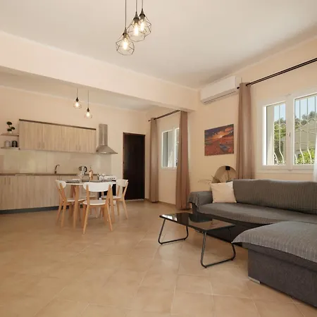 Appartement Agatha's Spacious Modern Apt-1 Peritheia