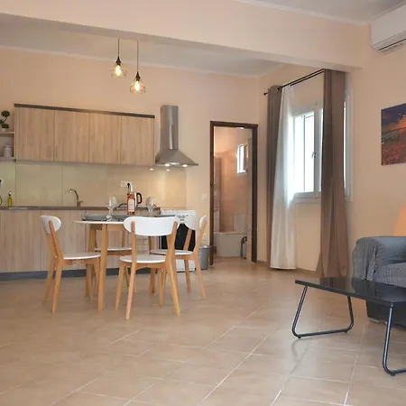 Agatha's Spacious Modern Apt-1 Διαμέρισμα *
