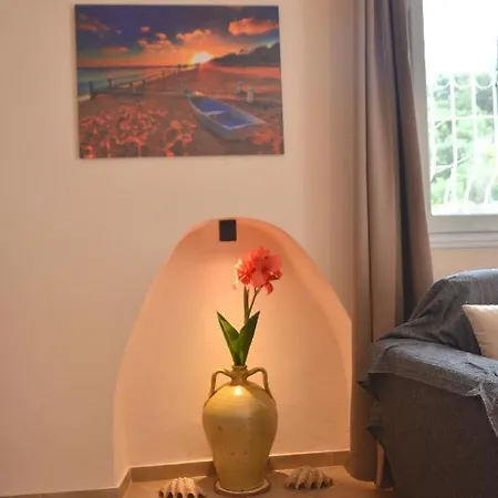 Agatha's Spacious Modern Apt-1 Lägenhet *