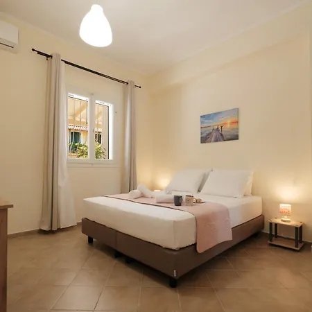 Agatha's Spacious Modern Apt-1 * Peritheia