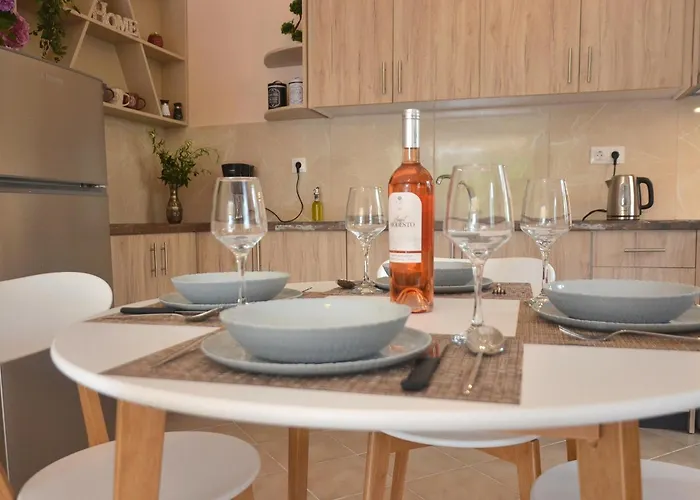 Apartamento Agatha's Spacious Modern Apt-1