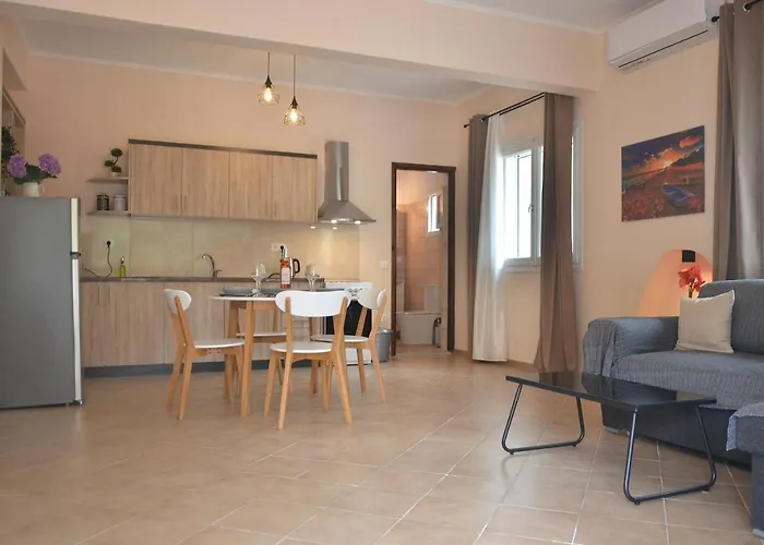 Agatha's Spacious Modern Apt-1 アパート *